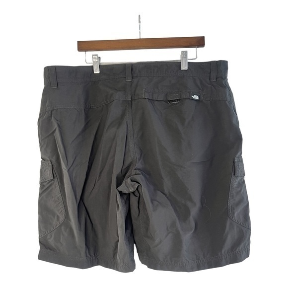 The North Face Mens Cargo Shorts Grey Polyester Black - Picture 4 of 4